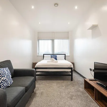 Spacious Studio Apartment In Central Hull Kingston upon Hull Exterior photo